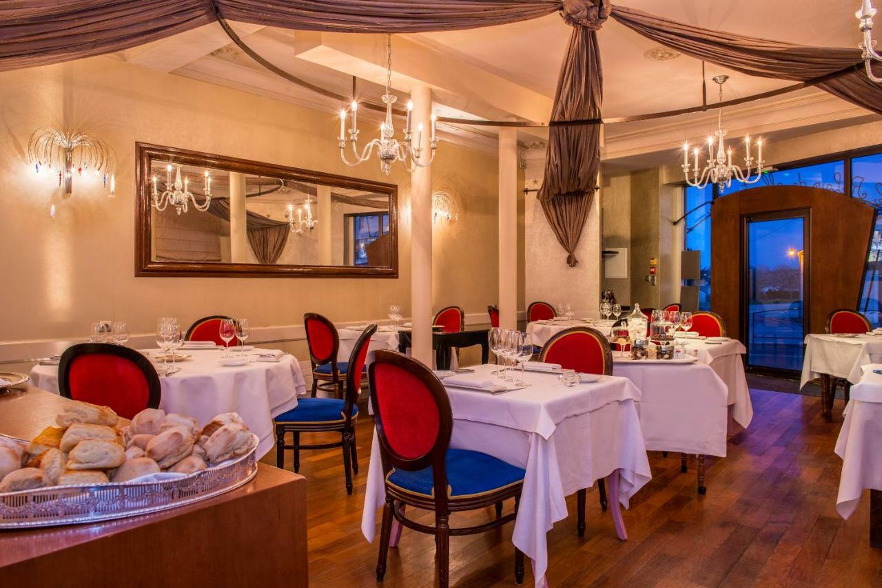 Hotel Spa Frederic Carrion Et Sa Table Gastronomique Viré Eksteriør bilde